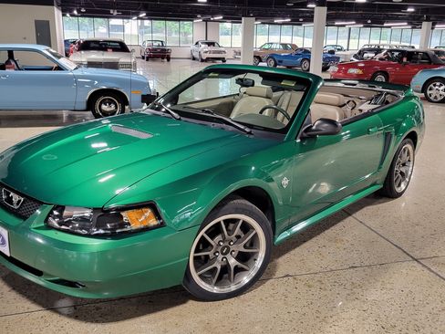 Used 1999 Ford Mustang GT RWD image 15