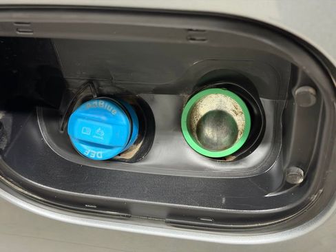 Certified 2023 Chevrolet Silverado 1500 LT w/ Z71 Off-Road Package image 27