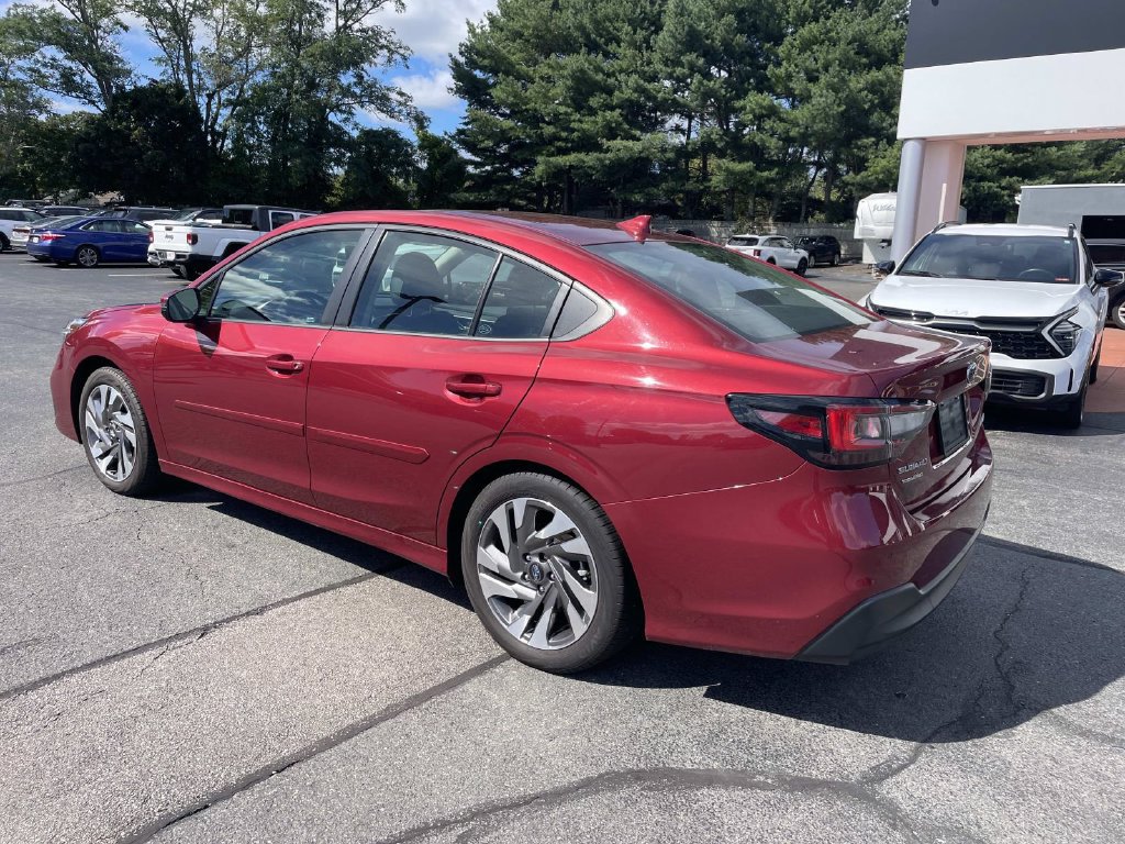 Used 2025 Subaru Legacy Limited AWD/4WD image 3