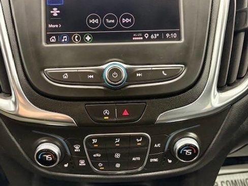 Used 2022 Chevrolet Equinox LT w/ Driver Convenience Package AWD/4WD image 12