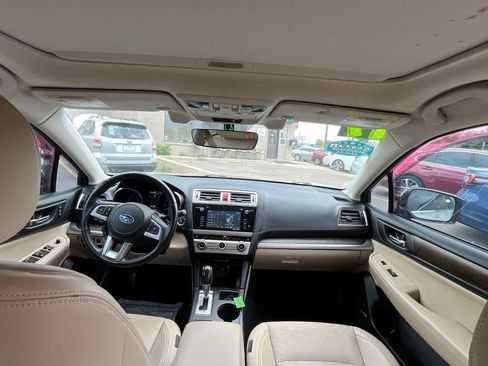 Used 2017 Subaru Outback 2.5i Limited AWD/4WD image 17