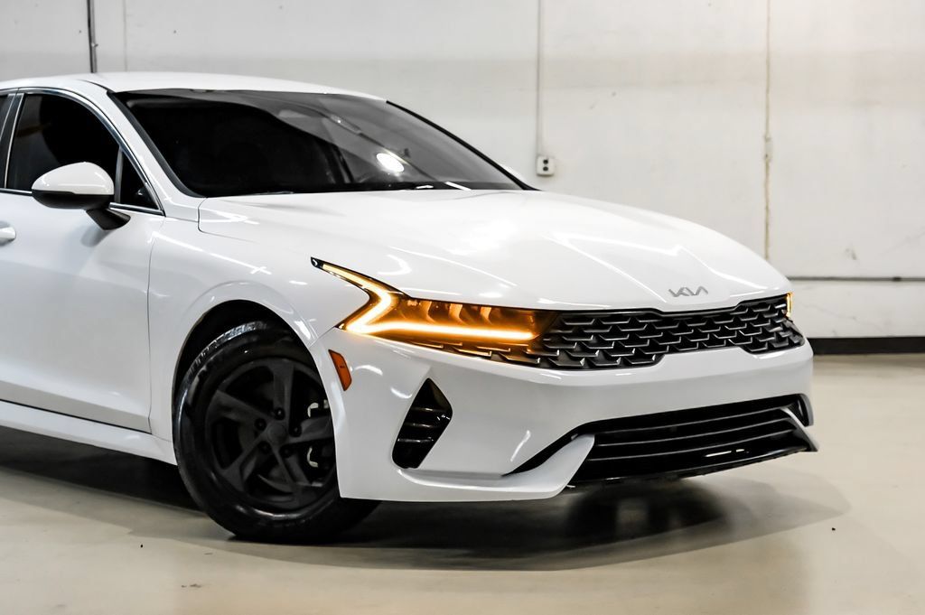 Used 2022 Kia K5 LX FWD image 8
