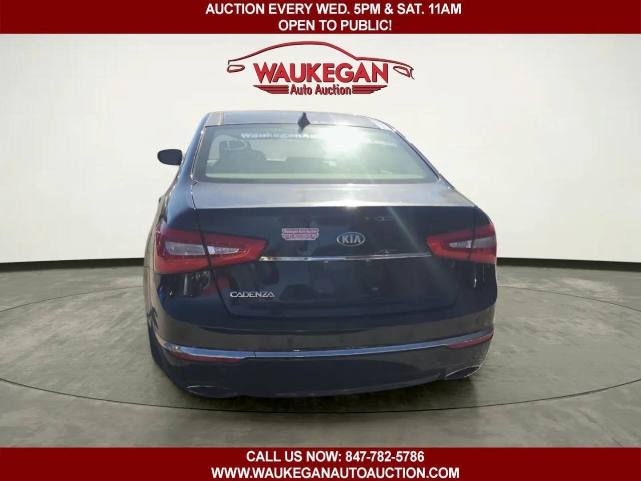 Used 2014 Kia Cadenza Premium w/ Technology Package FWD image 6