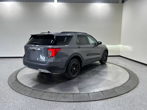 Certified 2024 Ford Explorer XLT w/ Equipment Group 202A AWD/4WD image 9