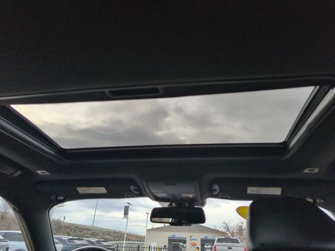 Used 2018 Dodge Challenger R/T Scat Pack image 14