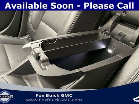 Used 2023 GMC Terrain SLT w/ LPO, Floor Liner Package image 27