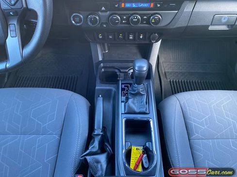 Used 2019 Toyota Tacoma TRD Sport image 14