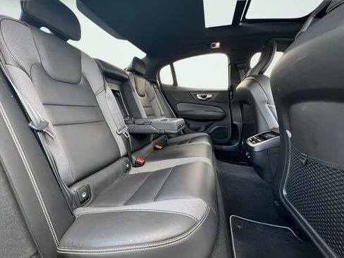 Used 2020 Volvo S60 T5 R-Design FWD image 26