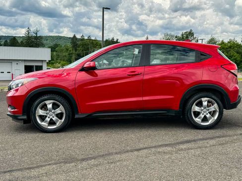 Used 2016 Honda HR-V LX image 6