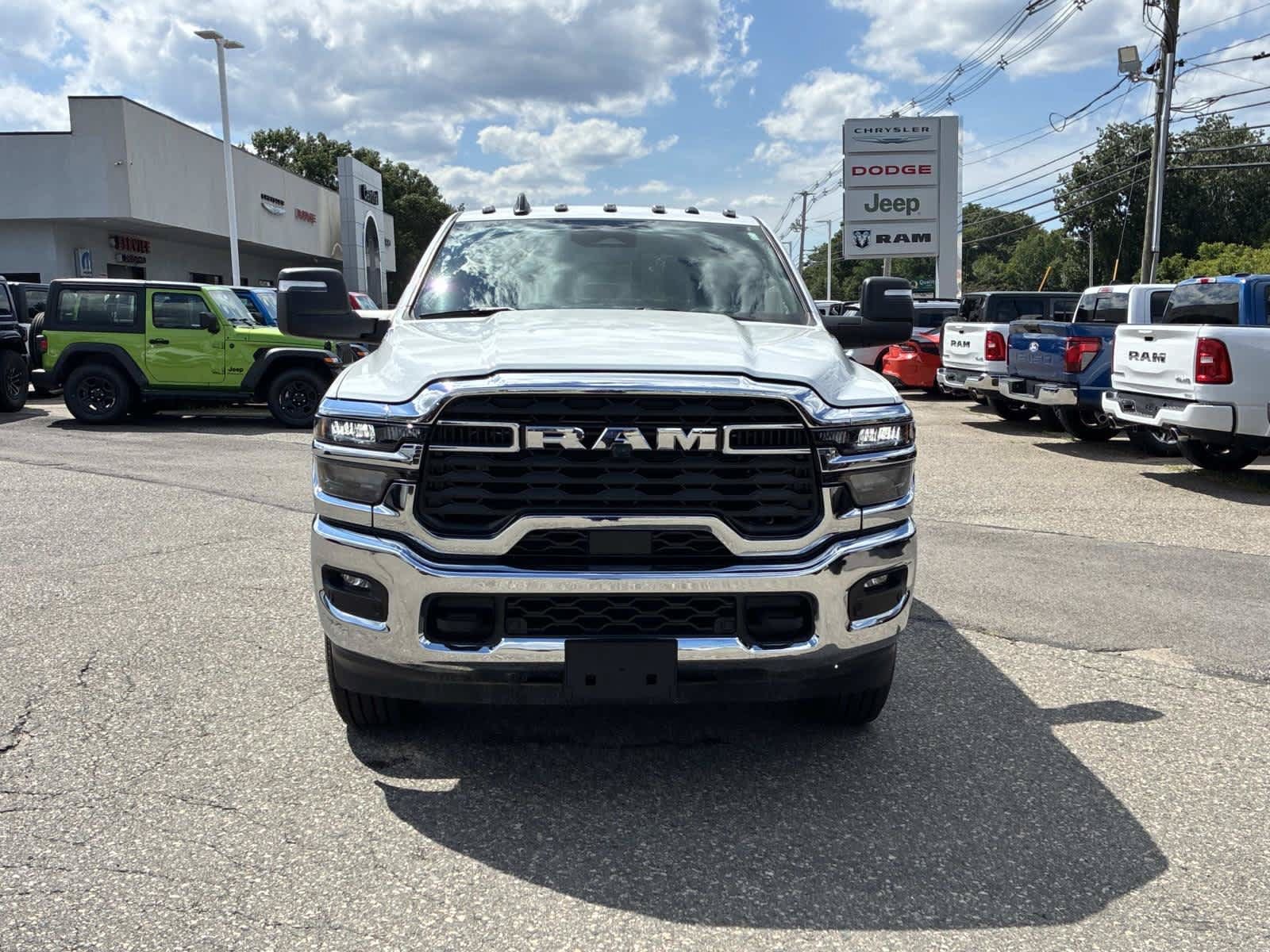 Used 2025 RAM 2500 Tradesman AWD/4WD image 2