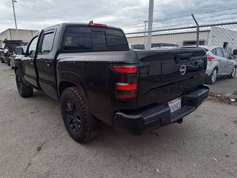 Used 2022 Nissan Frontier SV image 4