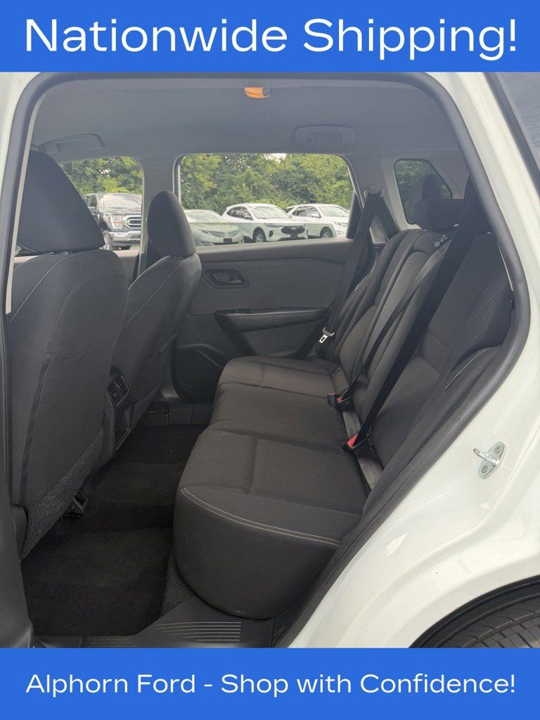 Used 2023 Nissan Rogue S AWD/4WD image 26