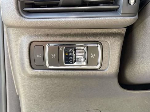 Certified 2023 Lincoln Corsair AWD w/ Equipment Group 101A image 21