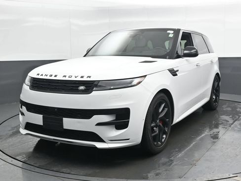 Used 2024 Land Rover Range Rover Sport Dynamic SE AWD/4WD image 5