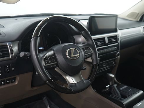 Used 2023 Lexus GX 460 Premium w/ Premium Package image 22