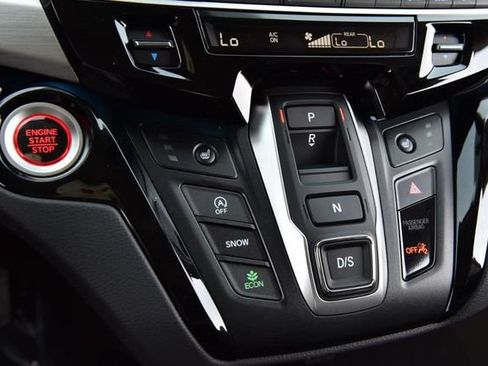 New 2026 Honda Odyssey Touring image 17