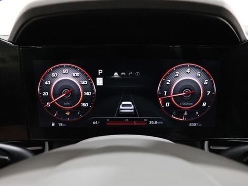 Used 2025 Hyundai Elantra SEL FWD image 16