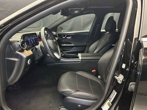 Used 2025 Mercedes-Benz C 300 4MATIC Sedan image 20
