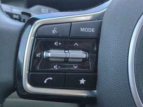 Used 2025 Kia Sorento SX AWD/4WD image 26