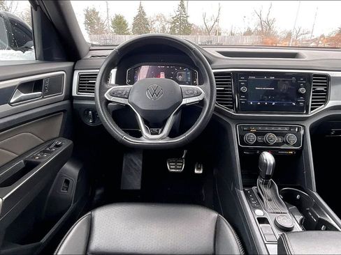 Used 2023 Volkswagen Atlas Cross Sport SEL R-Line image 5