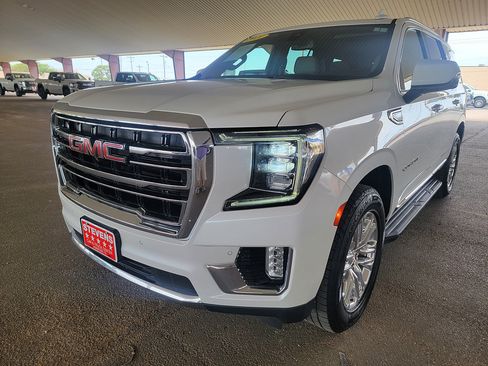 Used 2021 GMC Yukon SLT w/ SLT Luxury Plus Package AWD/4WD image 3