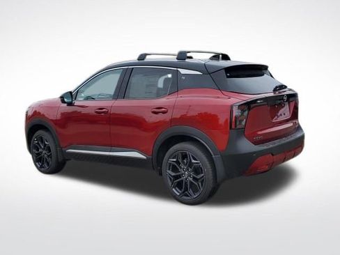 New 2026 Nissan Kicks SR image 3