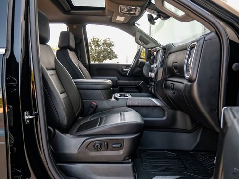 Used 2022 GMC Sierra 3500 Denali w/ Technology Package image 46