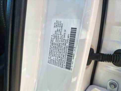Used 2025 Honda Pilot EX-L image 18