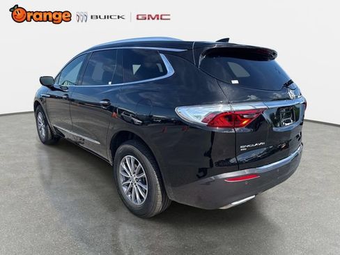 Used 2024 Buick Enclave Essence w/ Technology Package AWD/4WD image 5