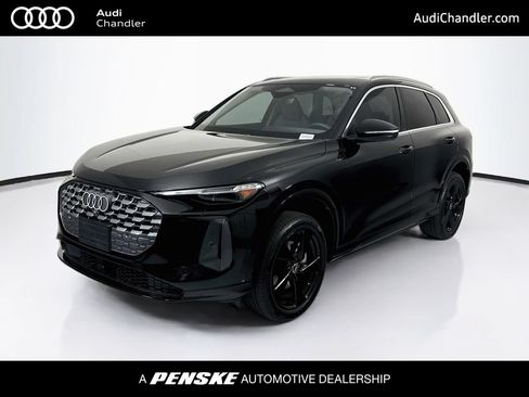 Certified 2025 Audi Q5 Premium w/ Premium Plus AWD/4WD image 1