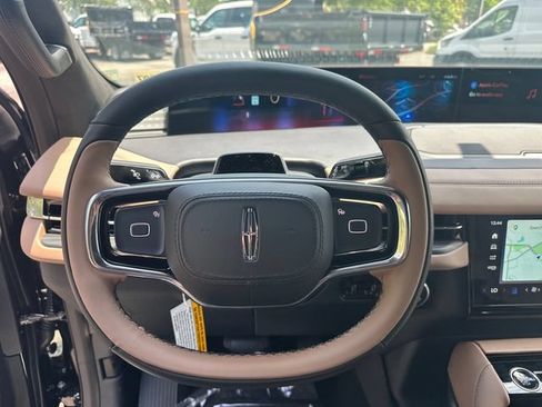 New 2026 Lincoln Navigator Black Label AWD/4WD image 20