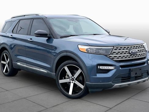 Used 2020 Ford Explorer Limited w/ Class III Trailer Tow Package RWD image 3
