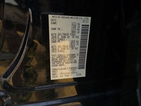 Used 2017 Nissan Titan SV RWD image 30