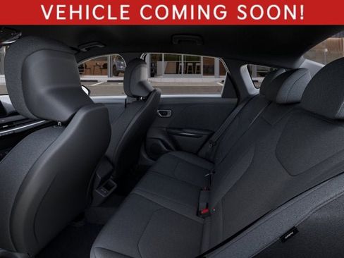 New 2026 Kia K4 FWD image 18