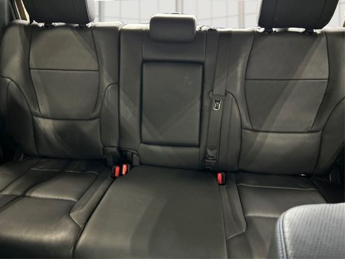Used 2024 Toyota Tundra Platinum AWD/4WD image 12