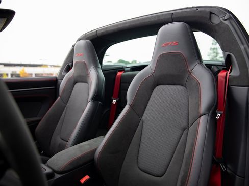 Certified 2025 Porsche 911 Targa 4 GTS image 5