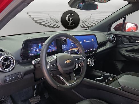 Used 2025 Chevrolet Blazer EV LT image 11