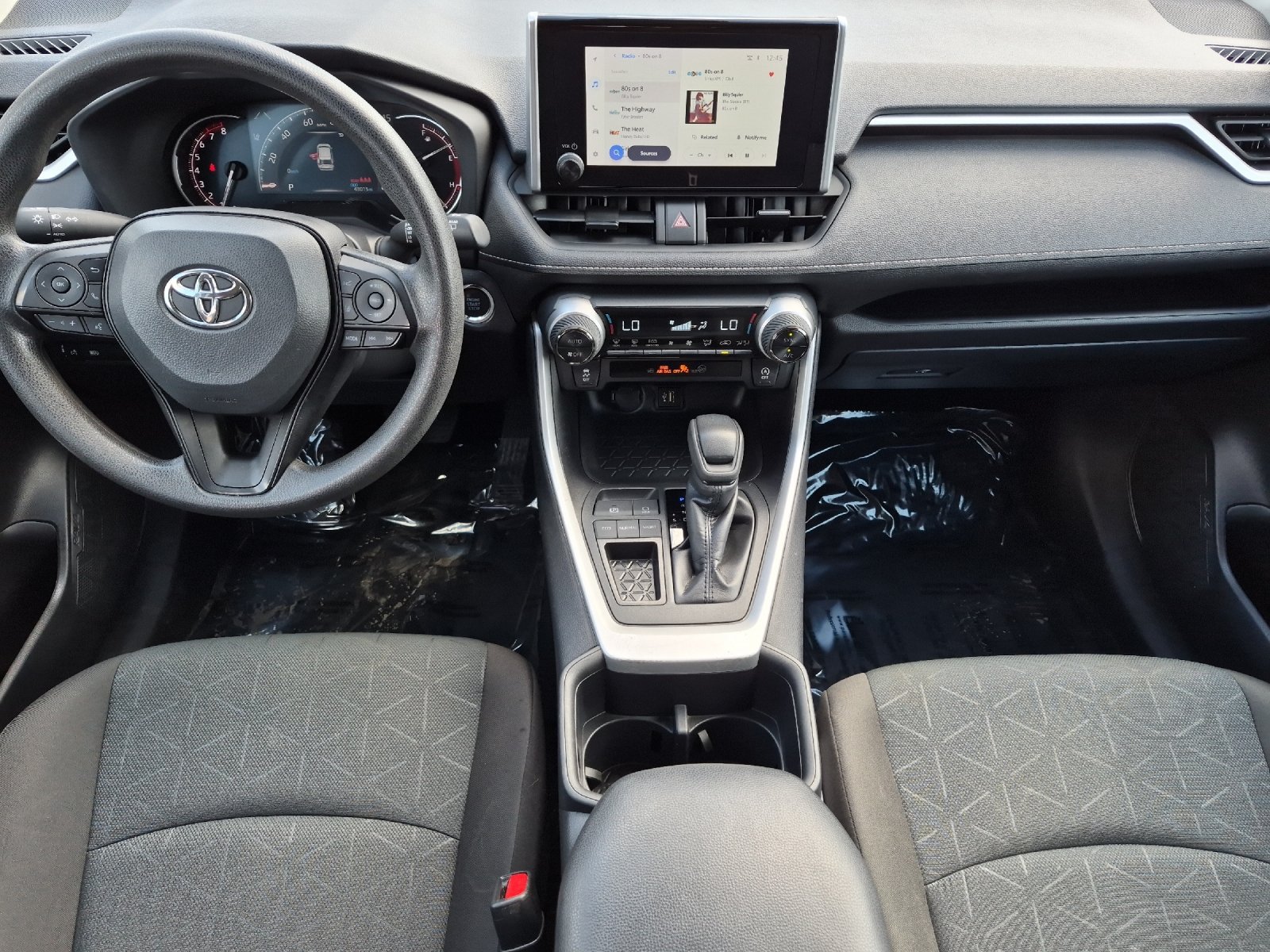 Certified 2025 Toyota RAV4 XLE FWD image 12