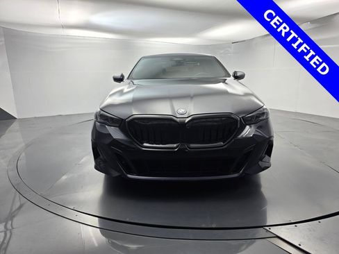 Certified 2025 BMW 550e xDrive 550e xDrive w/ Executive Package image 2
