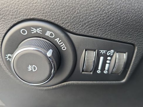 New 2026 Jeep Compass Latitude AWD/4WD image 26