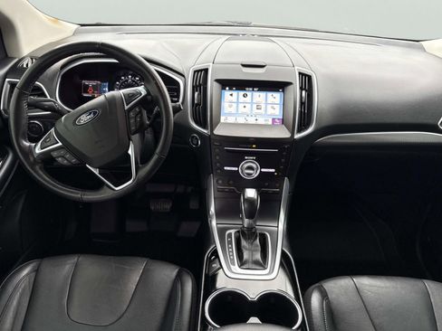 Used 2018 Ford Edge Titanium w/ Equipment Group 301A image 15