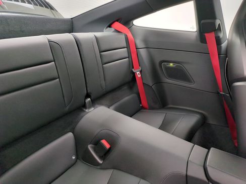 Used 2023 Porsche 911 Carrera w/ Premium Package RWD image 23