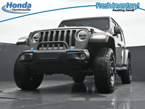 Used 2022 Jeep Wrangler Unlimited Rubicon 4xe w/ Steel Bumper Group AWD/4WD image 30
