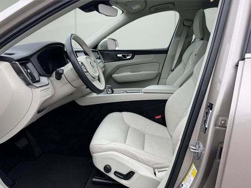 Used 2023 Volvo XC60 T8 Plus w/ Protection Package Premier AWD/4WD image 15