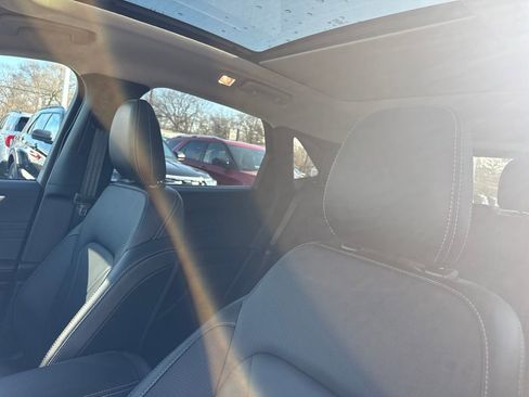 Used 2025 Ford Escape Platinum w/ Premium Technology Package image 24