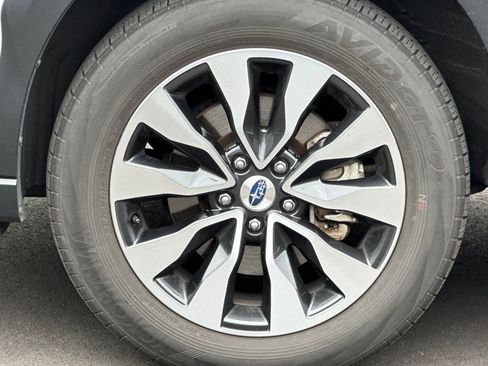 Used 2025 Subaru Outback Touring XT AWD/4WD image 35