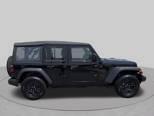 Used 2025 Jeep Wrangler Unlimited Sport AWD/4WD image 6