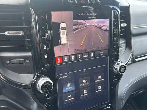 Used 2024 RAM 1500 Limited image 16