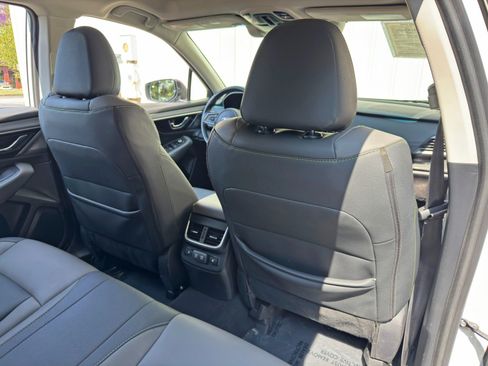 Used 2020 Subaru Outback Onyx Edition XT AWD/4WD image 33