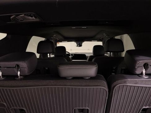 Used 2026 Chevrolet Traverse High Country w/ LPO, Floor Liner Package AWD/4WD image 11